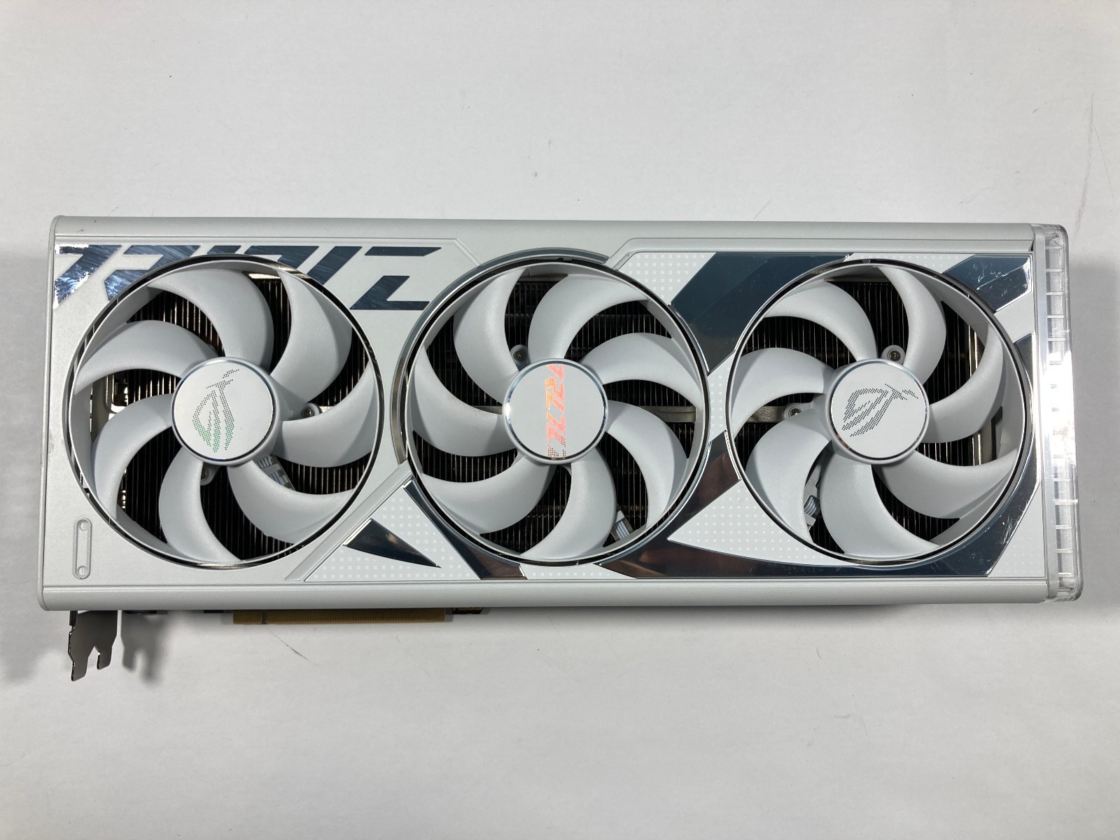 BH 2 GET 1 OFFER ASUS ROG Stri - đánh giá và giá Rtx 4090 24Gb Gddr6X